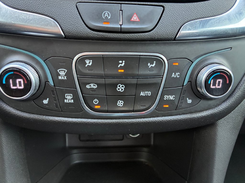 Used 2023 Chevrolet Equinox LT FWD image 4