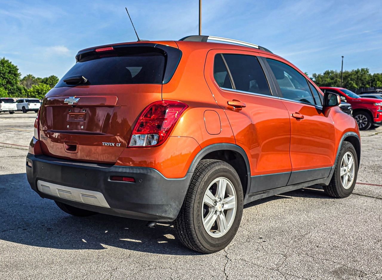 Used 2016 Chevrolet Trax LT w/ LT Convenience Package FWD image 6