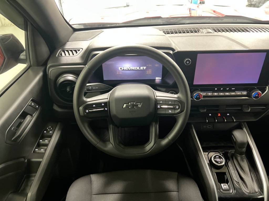 Used 2026 Chevrolet Colorado Trail Boss AWD/4WD image 11