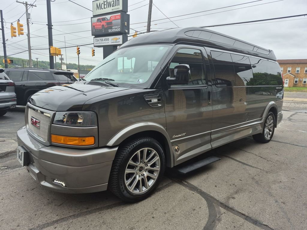 Used 2025 GMC Savana 2500 Extended w/ Driver Convenience Package RWD image 11