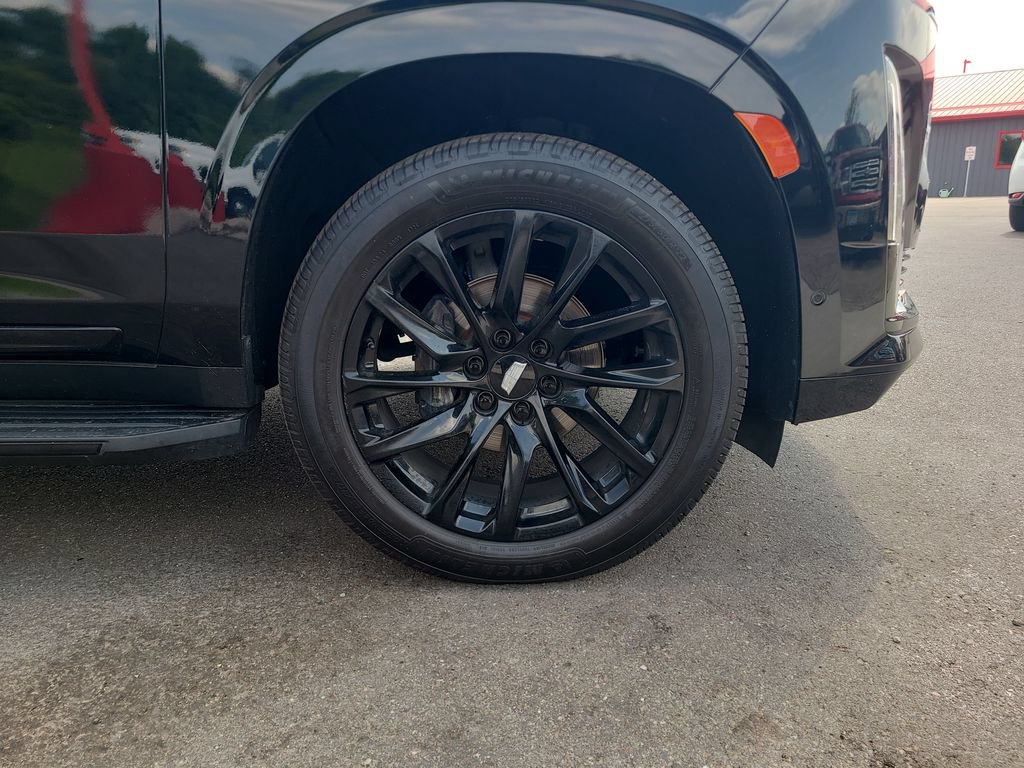 Used 2021 Cadillac Escalade Sport w/ LPO, Illumination Package AWD/4WD image 18
