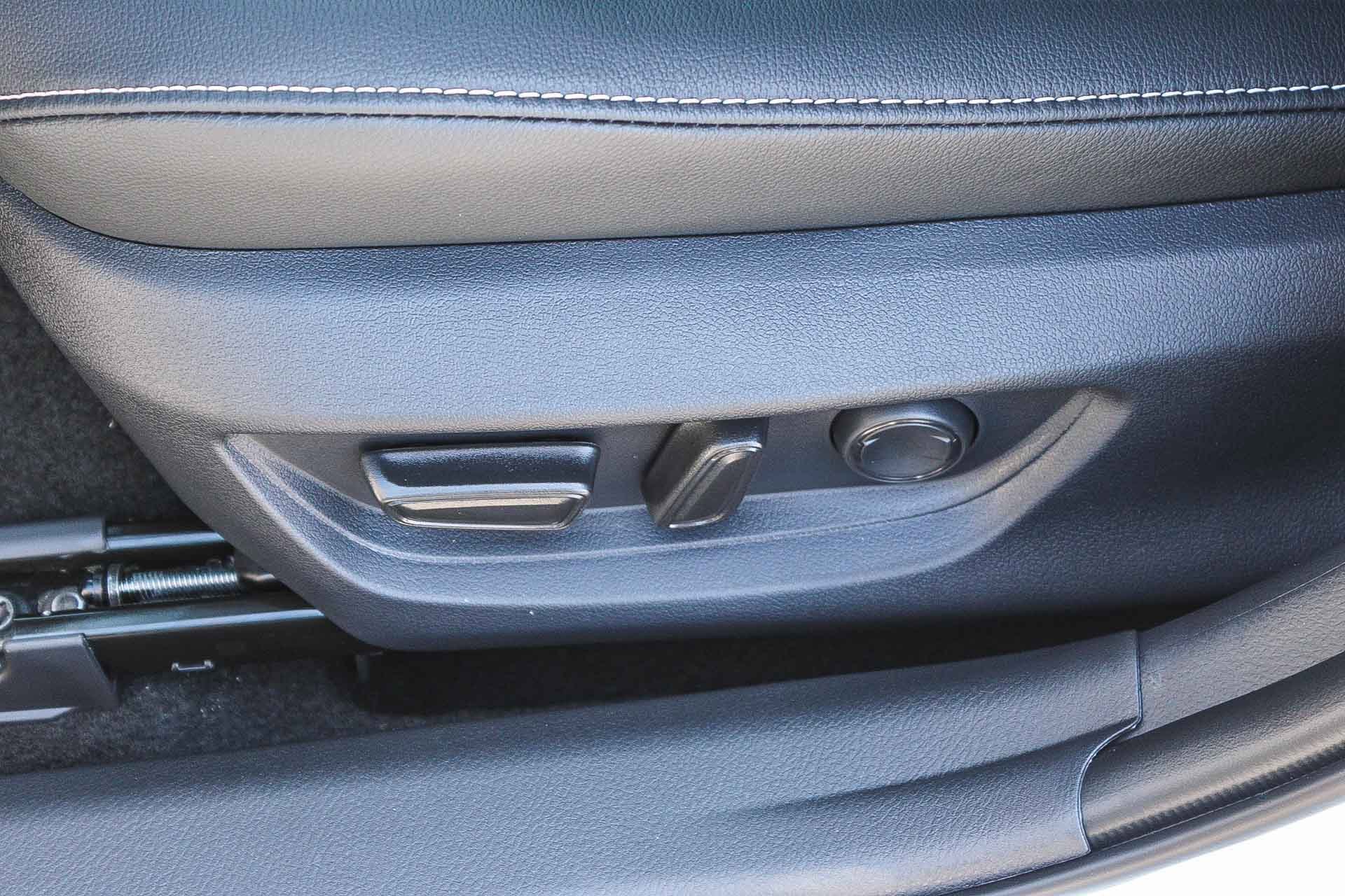 New 2026 Toyota Camry SE image 24