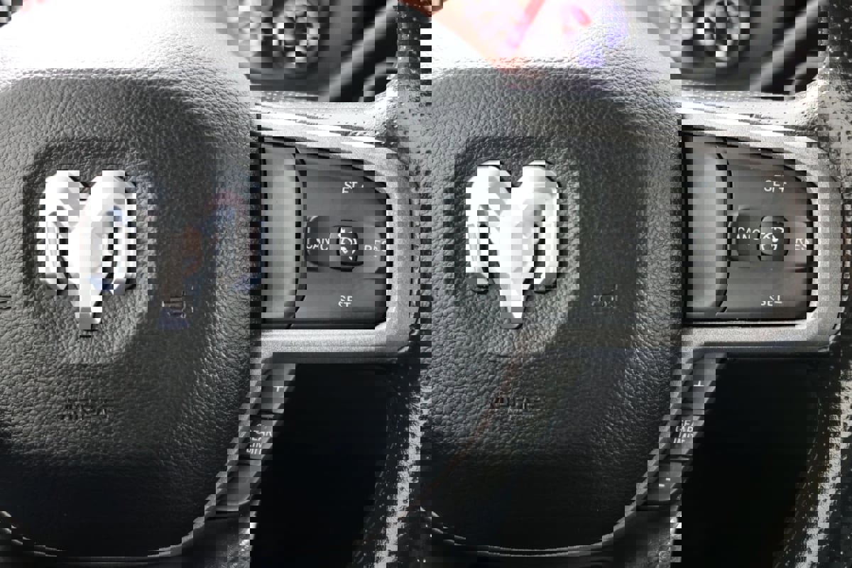 Used 2024 RAM 5500 Tradesman w/ Max Tow Package AWD/4WD image 21