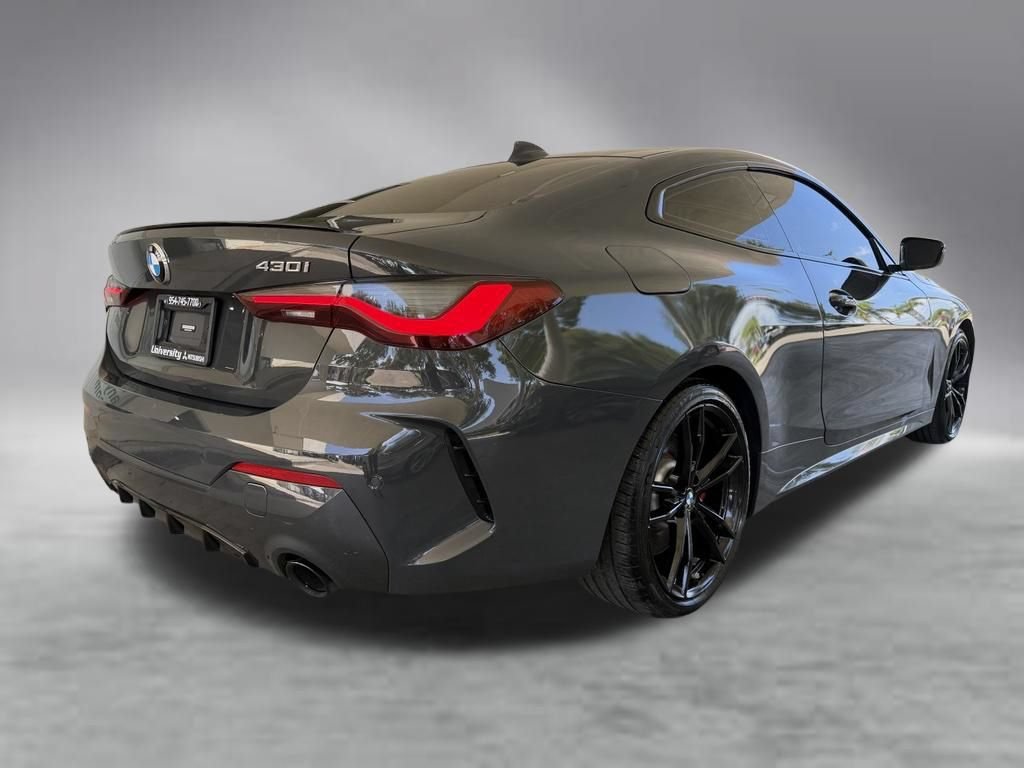 Used 2023 BMW 430i Coupe w/ M Sport Package RWD image 3