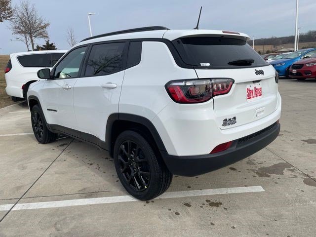 New 2026 Jeep Compass Latitude AWD/4WD image 3