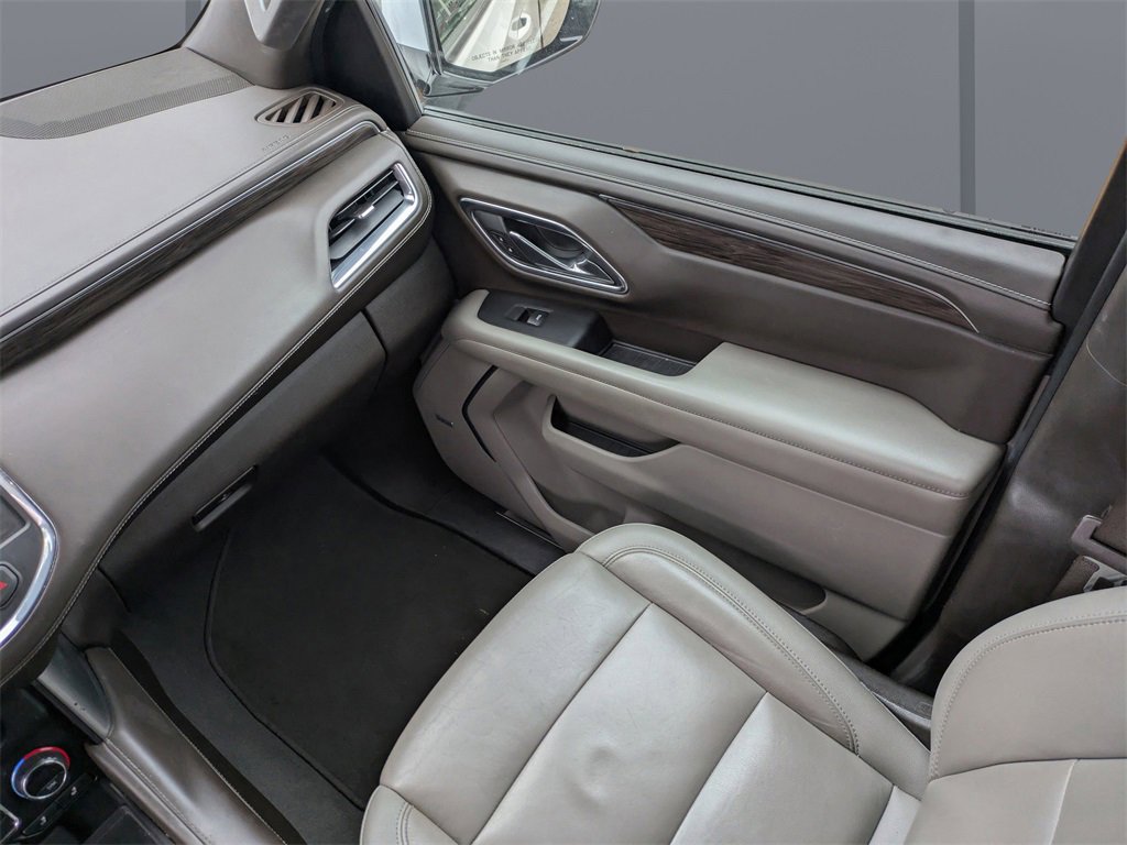 Used 2021 Chevrolet Tahoe Z71 w/ Z71 Off-Road Package image 18