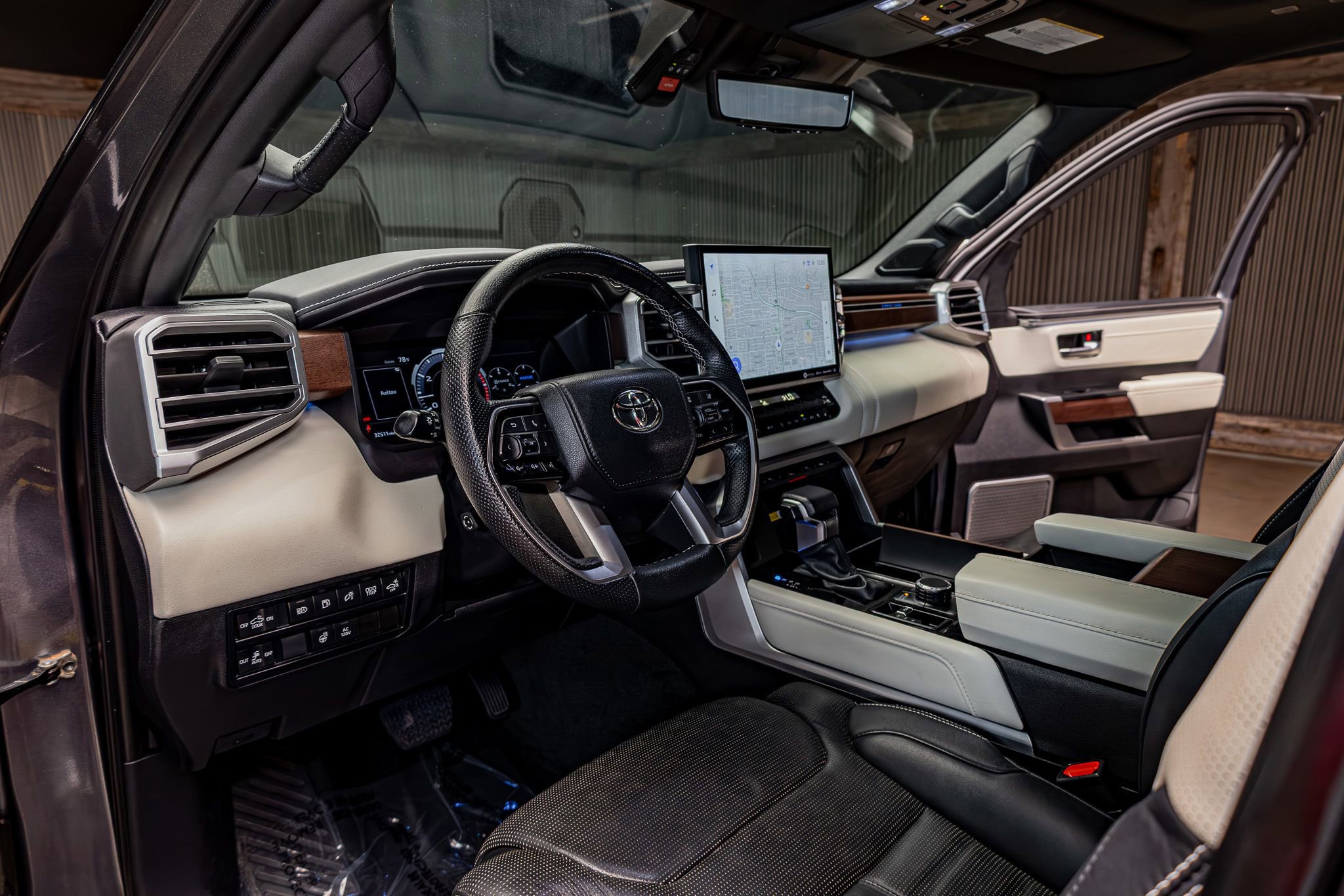 Used 2023 Toyota Tundra Capstone image 13