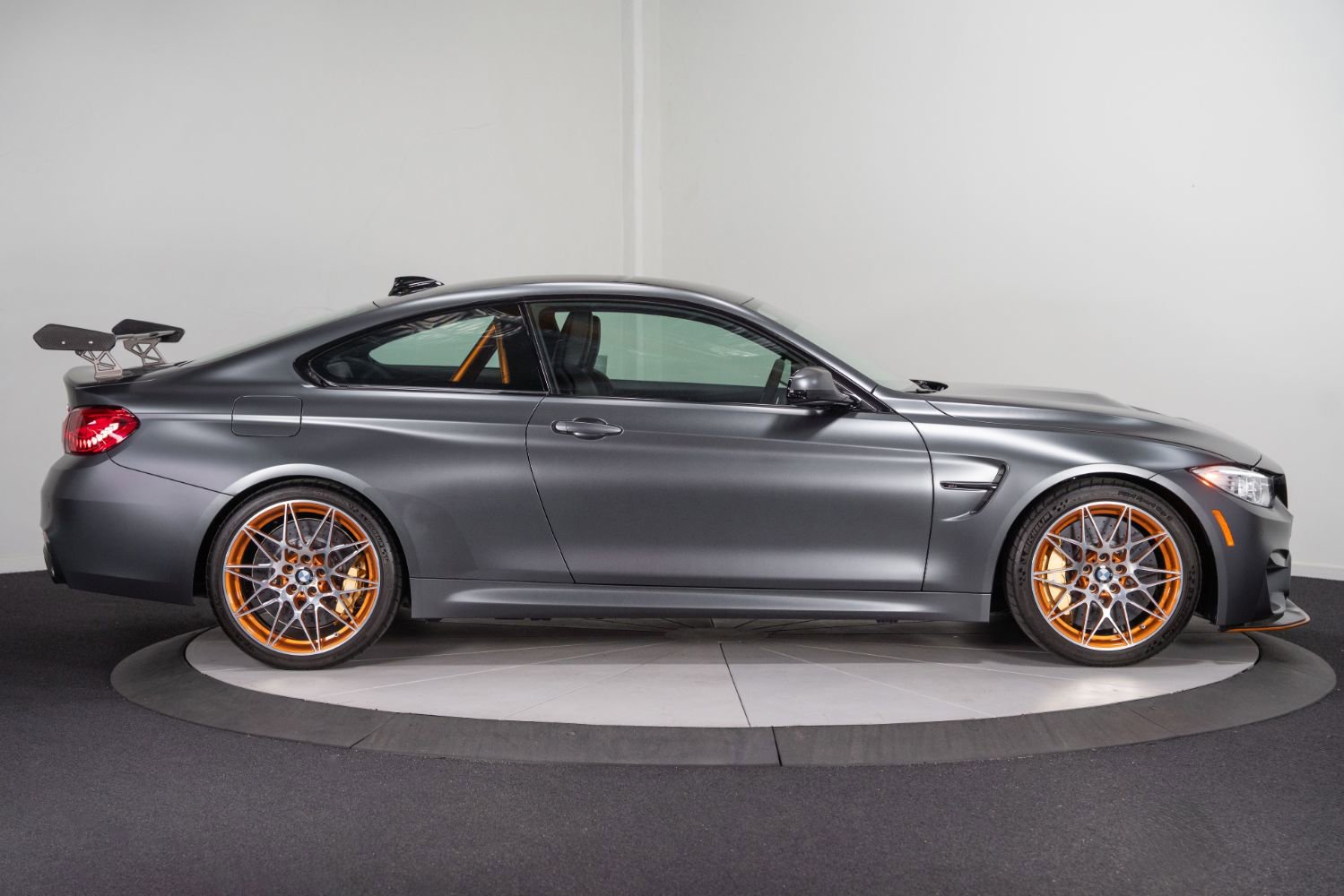 Used 2016 BMW M4 GTS image 9