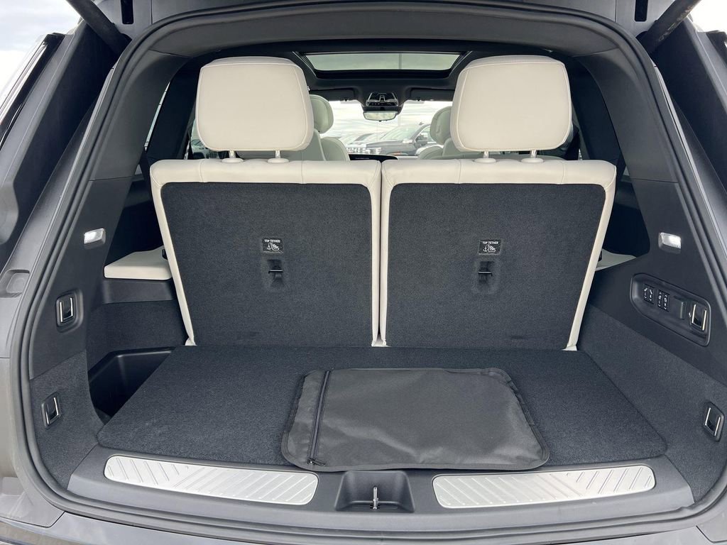 New 2026 Cadillac Vistiq Sport image 31