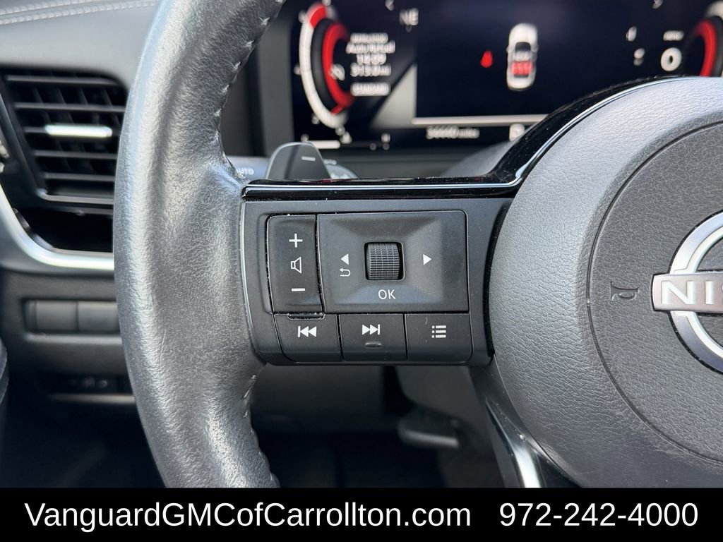 Used 2024 Nissan Rogue SL FWD image 14