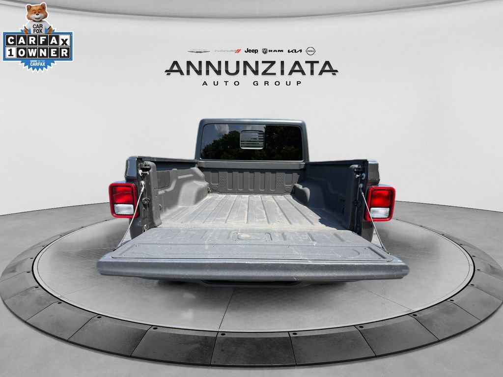 Used 2025 Jeep Gladiator Sport AWD/4WD image 18