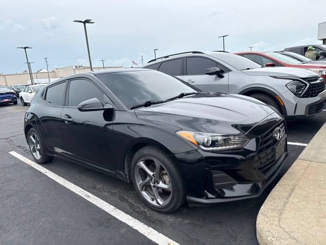 Used 2019 Hyundai Veloster 2.0 FWD image 4