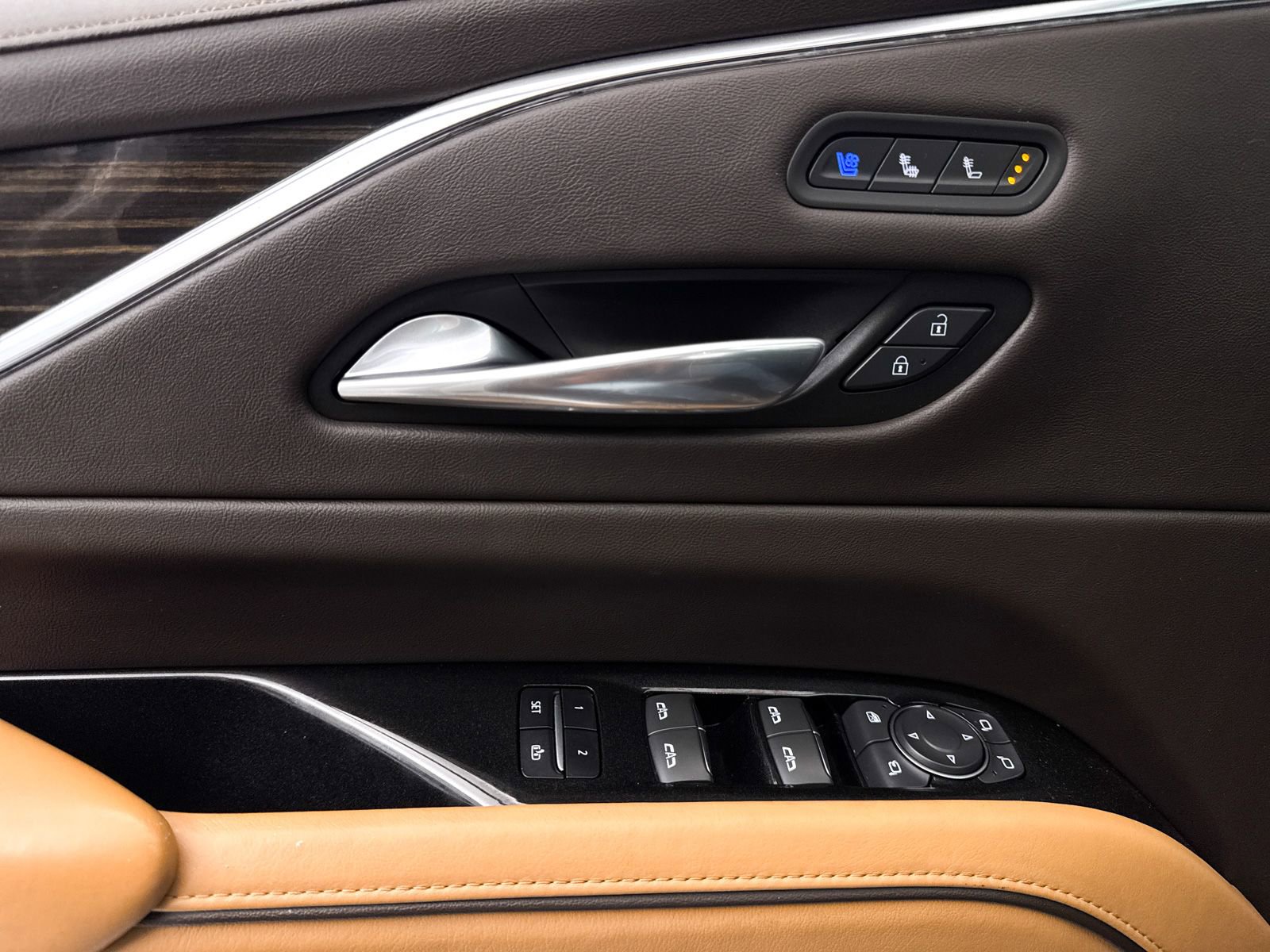 Used 2021 Cadillac Escalade ESV Sport w/ Driver Assist Tech Package image 32