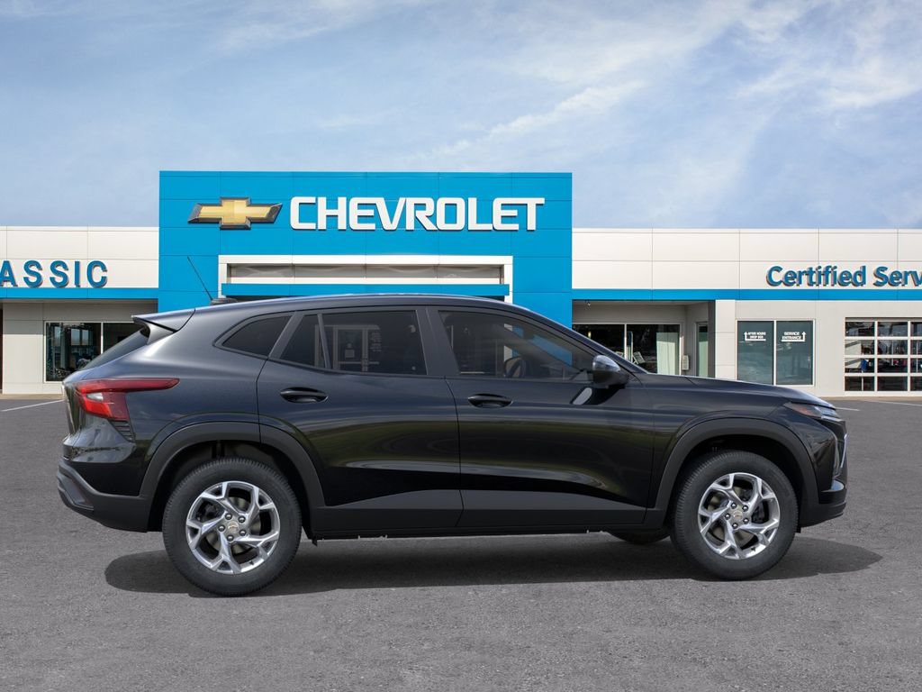 New 2026 Chevrolet Trax LS w/ LS Convenience Package FWD image 6
