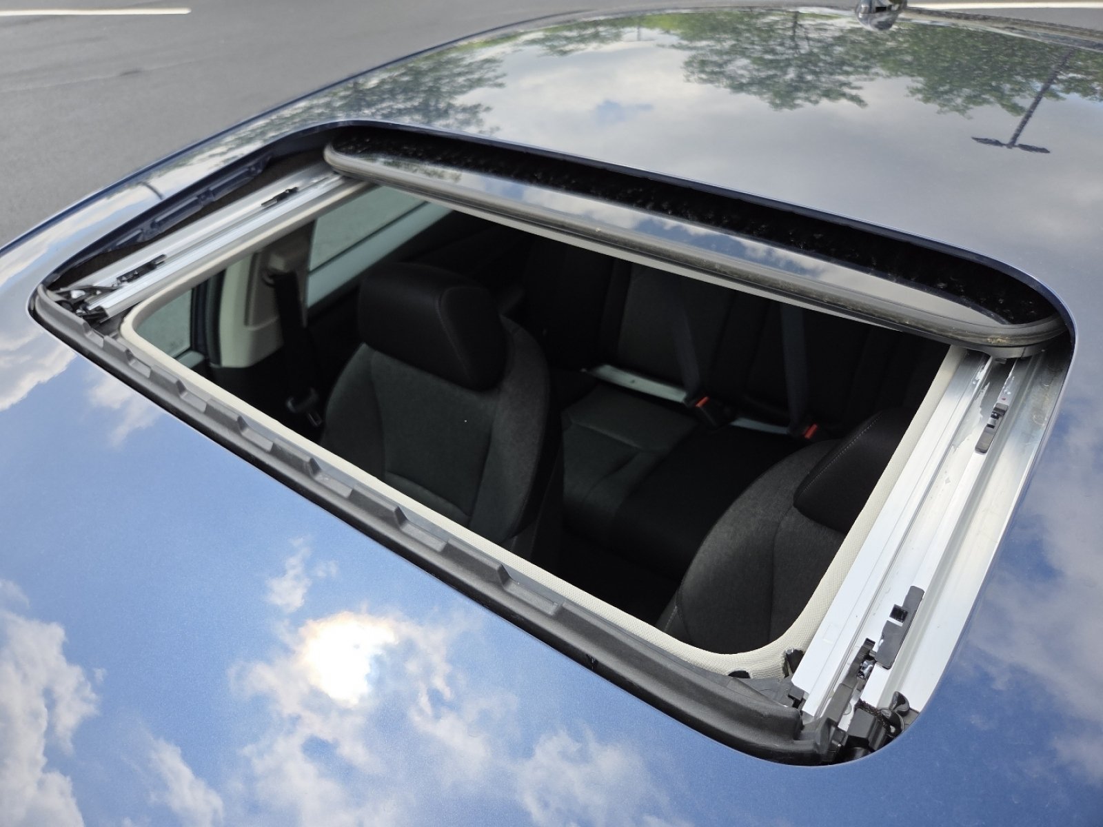 New 2026 Honda Accord SE image 3