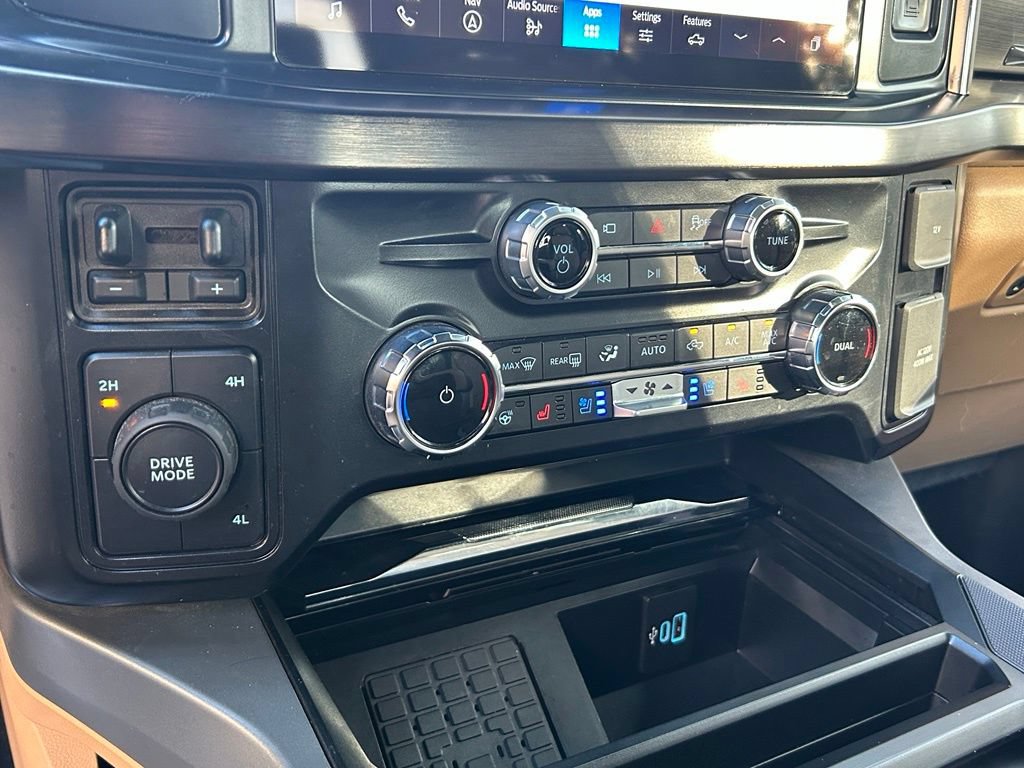 Used 2026 Ford F250 Lariat AWD/4WD image 38