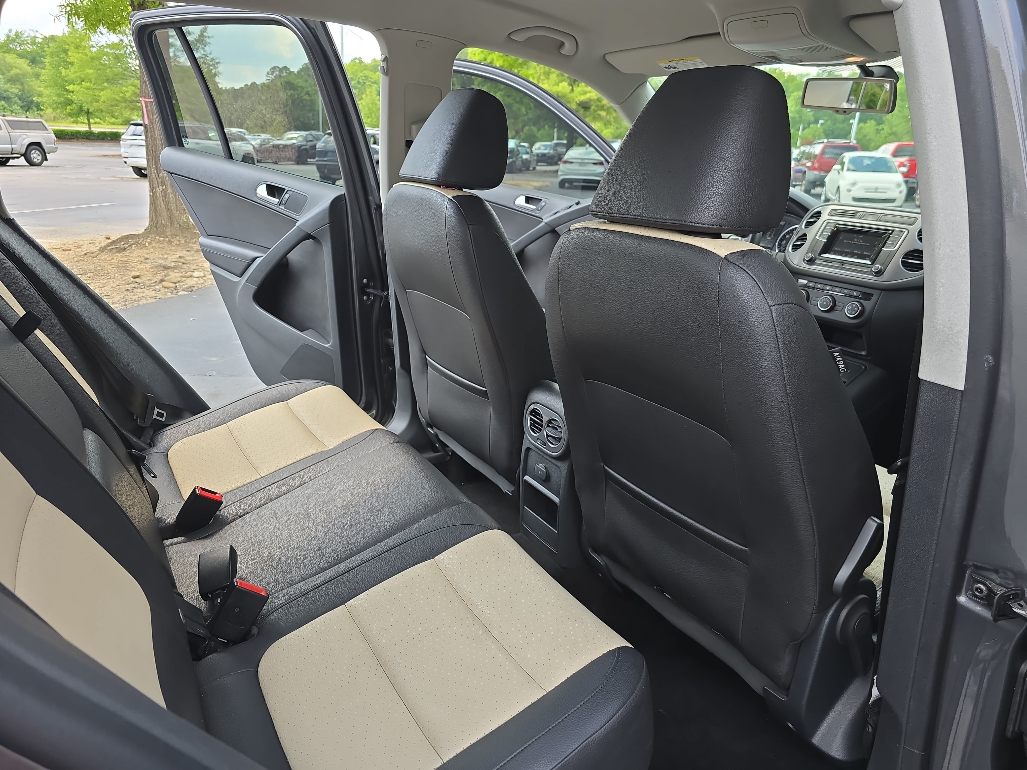 Used 2016 Volkswagen Tiguan S AWD/4WD image 11