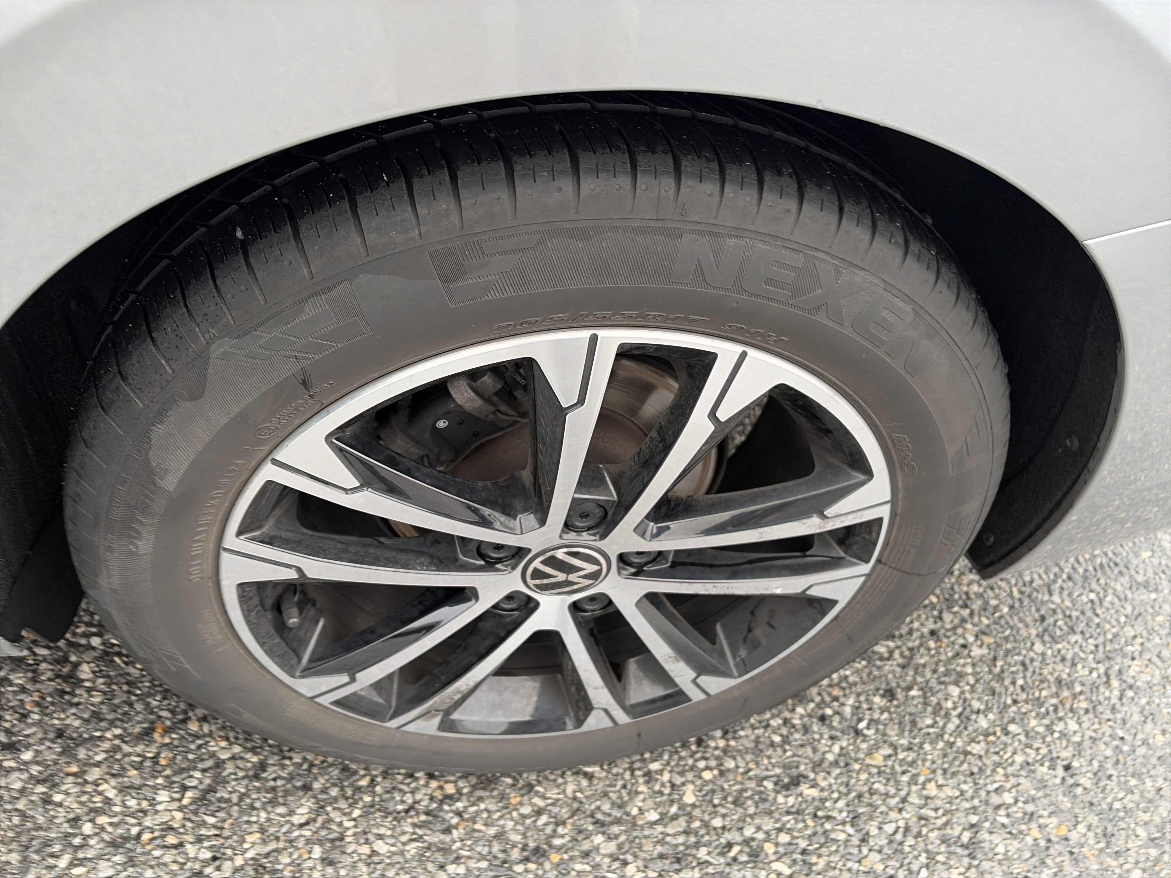 Used 2024 Volkswagen Jetta Sport image 14