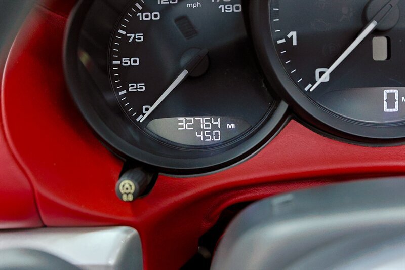 Used 2016 Porsche Boxster Spyder RWD image 81
