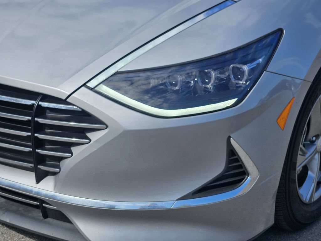 Used 2023 Hyundai Sonata SE FWD image 5