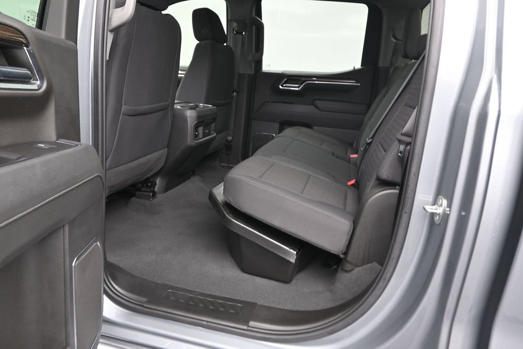 Used 2024 Chevrolet Silverado 1500 LT RWD image 15