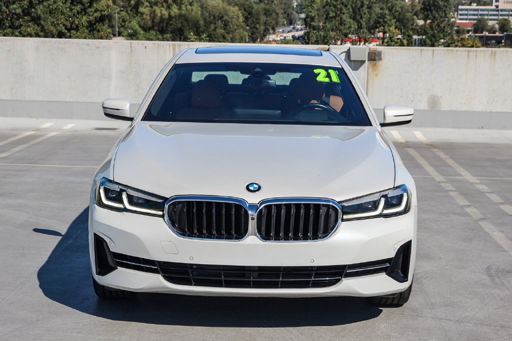 Used 2021 BMW 540i RWD image 2