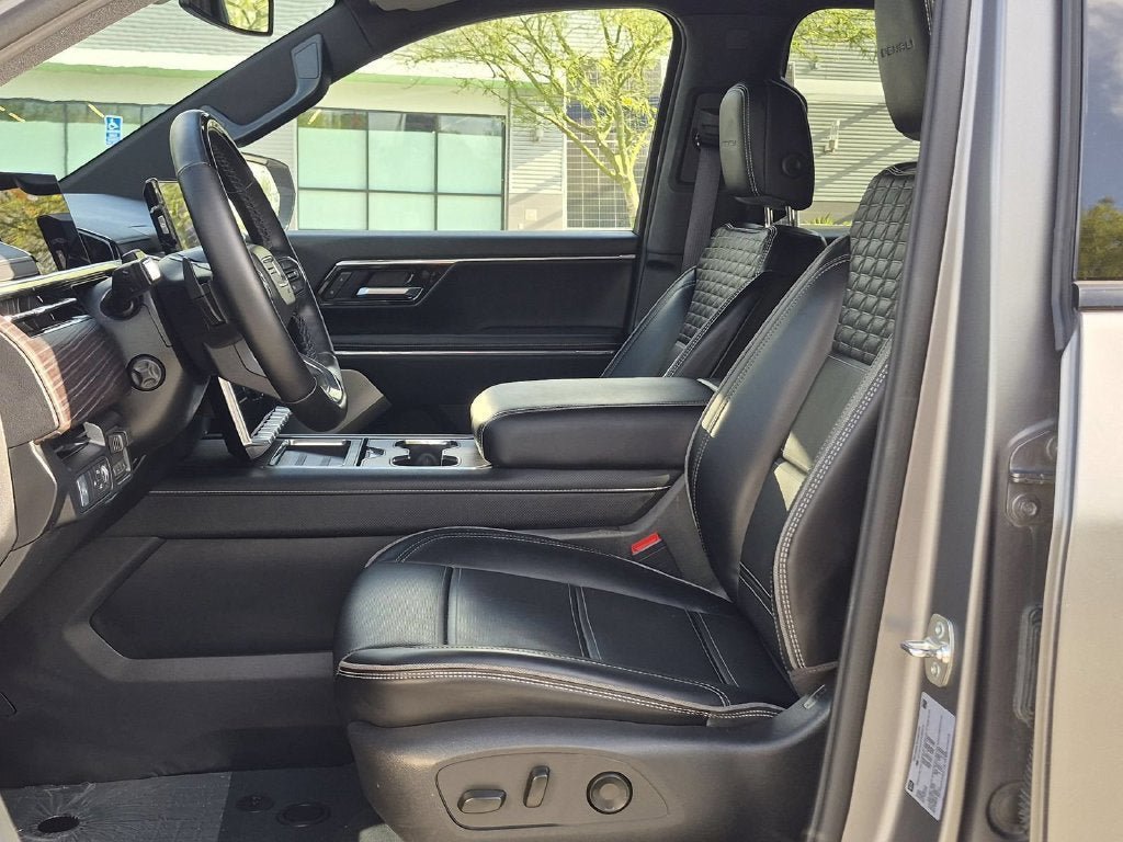 Used 2026 GMC Sierra EV Denali AWD/4WD image 22