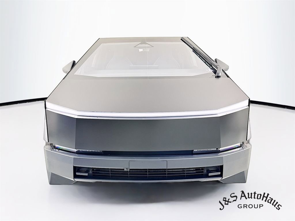Used 2025 Tesla Cybertruck AWD Crew Cab image 2