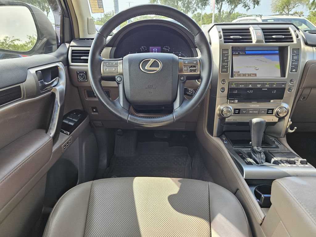 Used 2017 Lexus GX 460 w/ Navigation Package AWD/4WD image 11