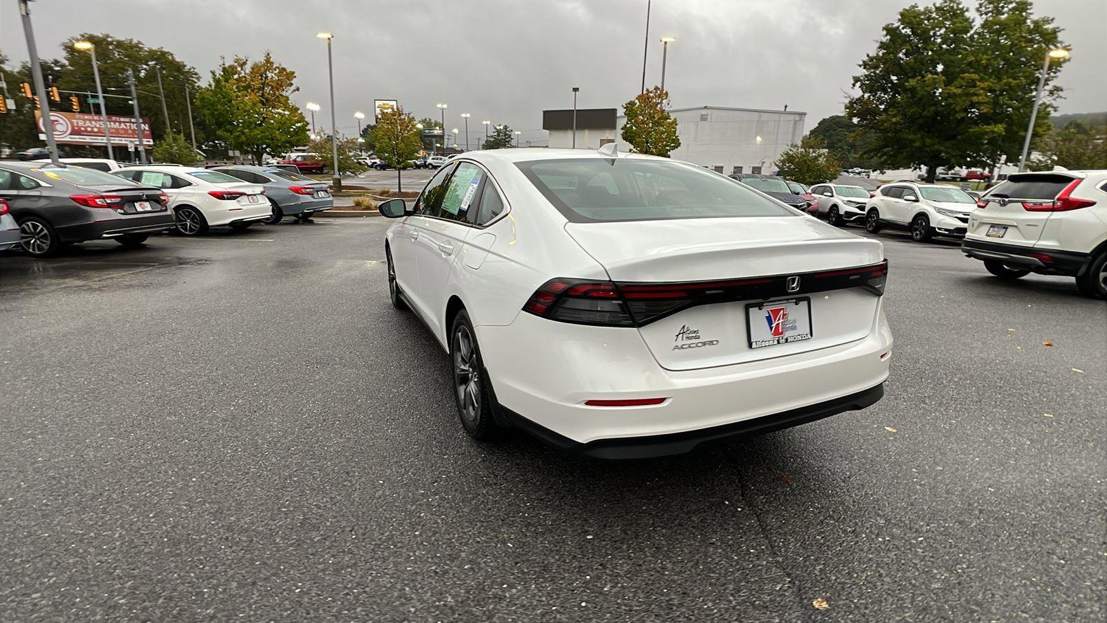 Certified 2023 Honda Accord EX image 6