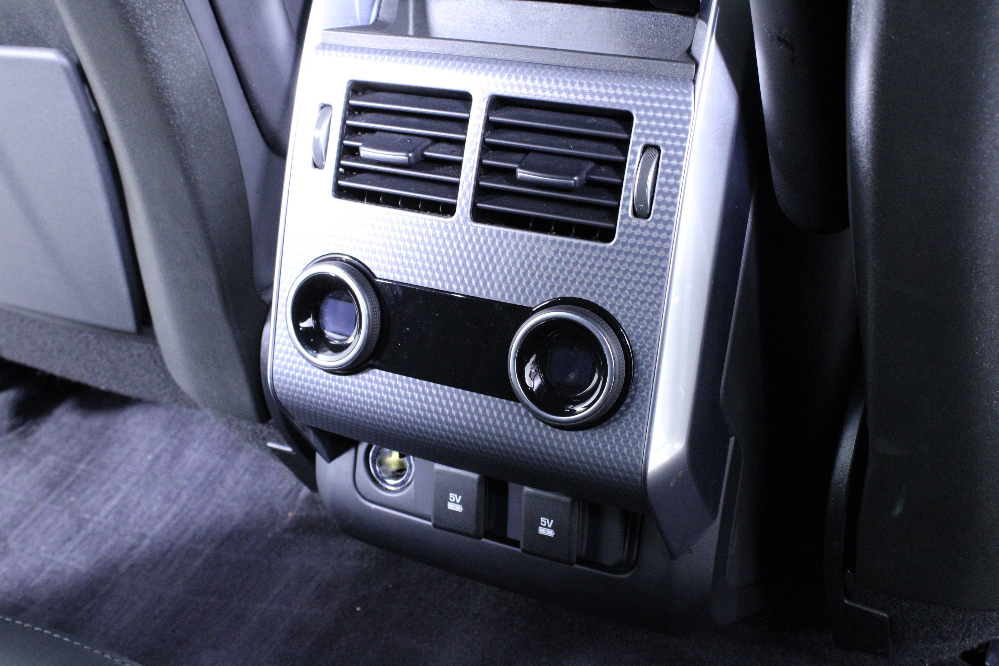 Used 2020 Land Rover Range Rover Sport HST image 16