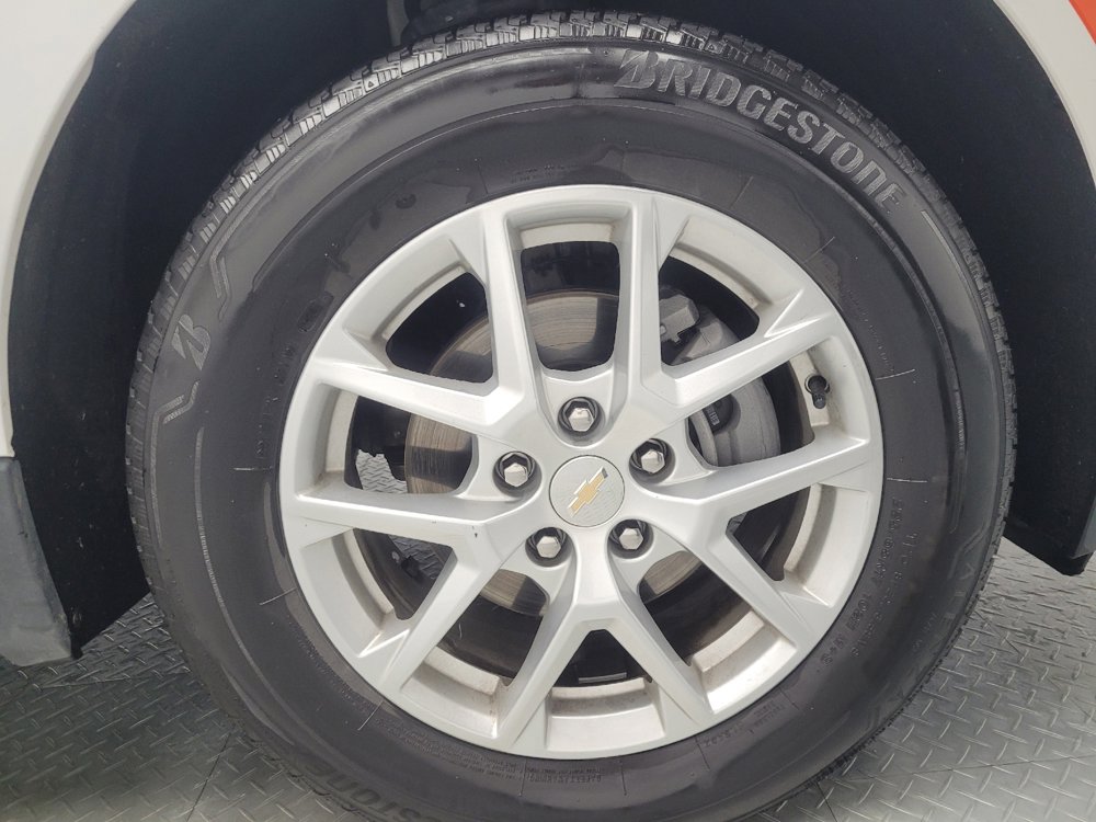 Used 2024 Chevrolet Equinox LT image 31