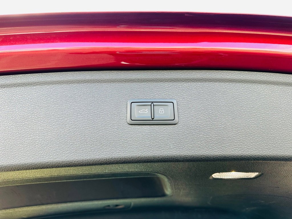 Used 2018 Audi Q5 2.0T Premium Plus w/ Premium Plus Package image 10