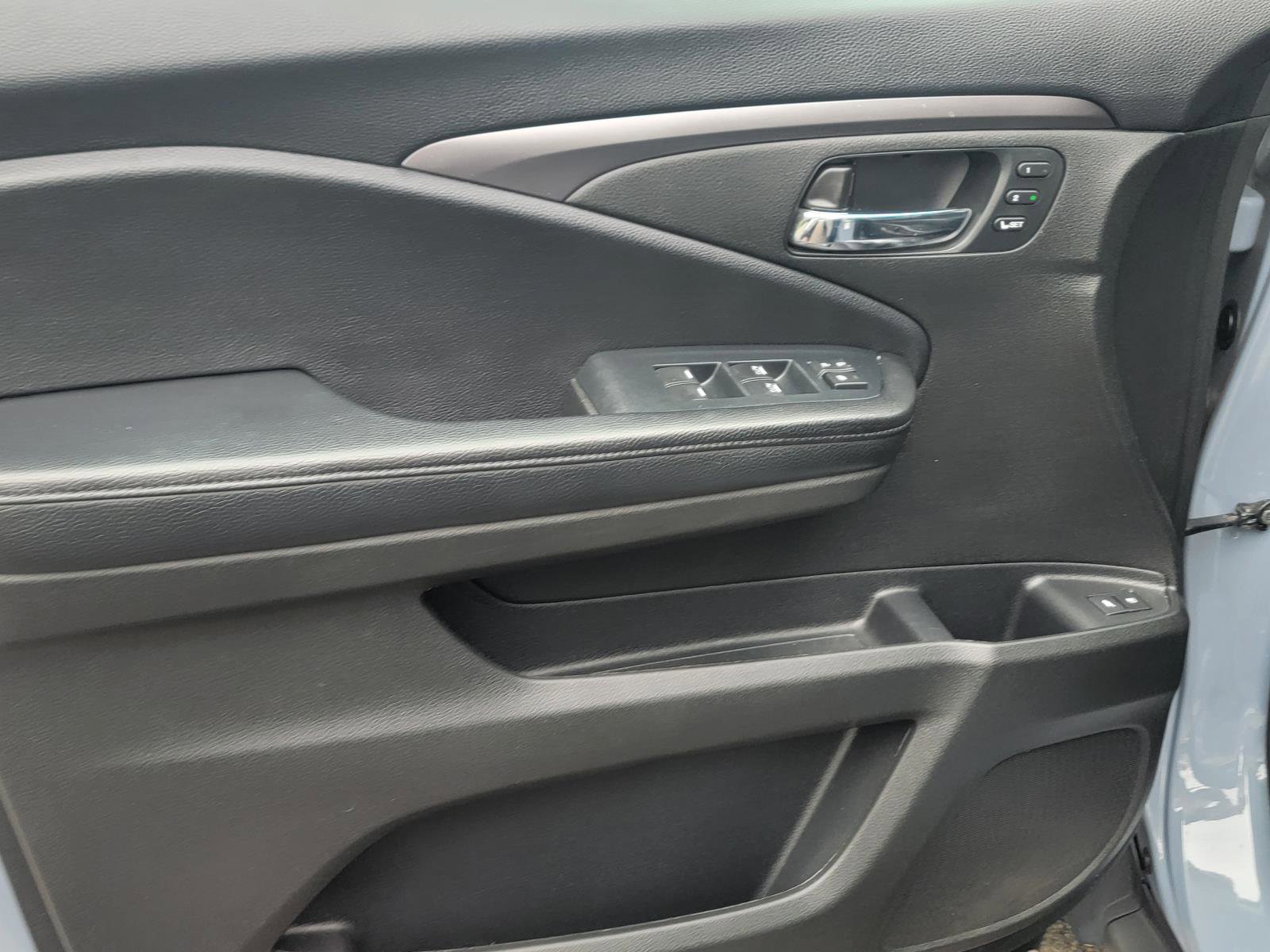 Used 2022 Honda Pilot Special Edition image 8