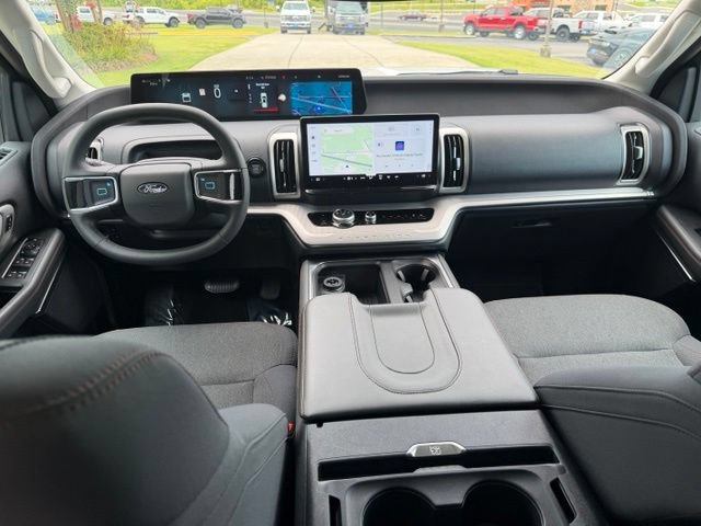 Used 2025 Ford Expedition Max Active RWD image 20