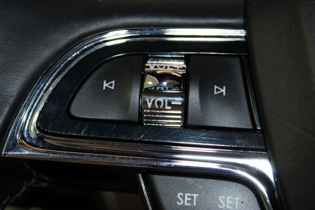 Used 2024 Lincoln Navigator L Reserve AWD/4WD image 46