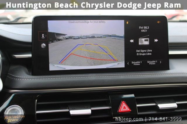 Used 2025 Genesis G70 2.5T image 30