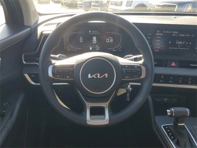 Used 2023 Kia Sportage LX image 10