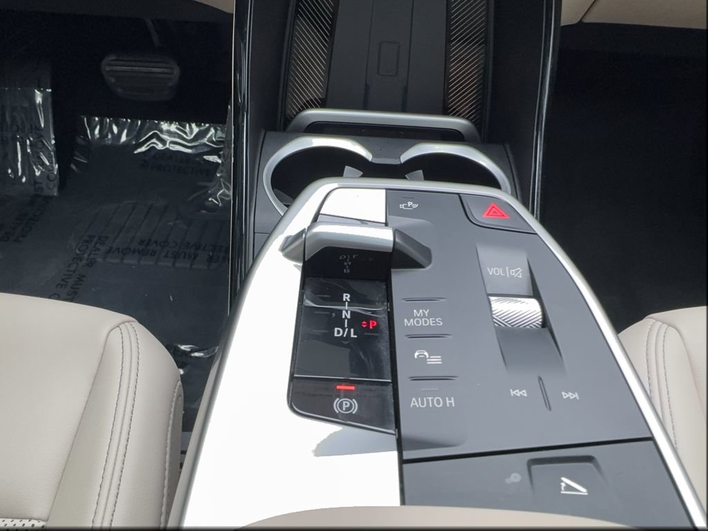 Used 2025 BMW X1 xDrive28i w/ Convenience Package image 39