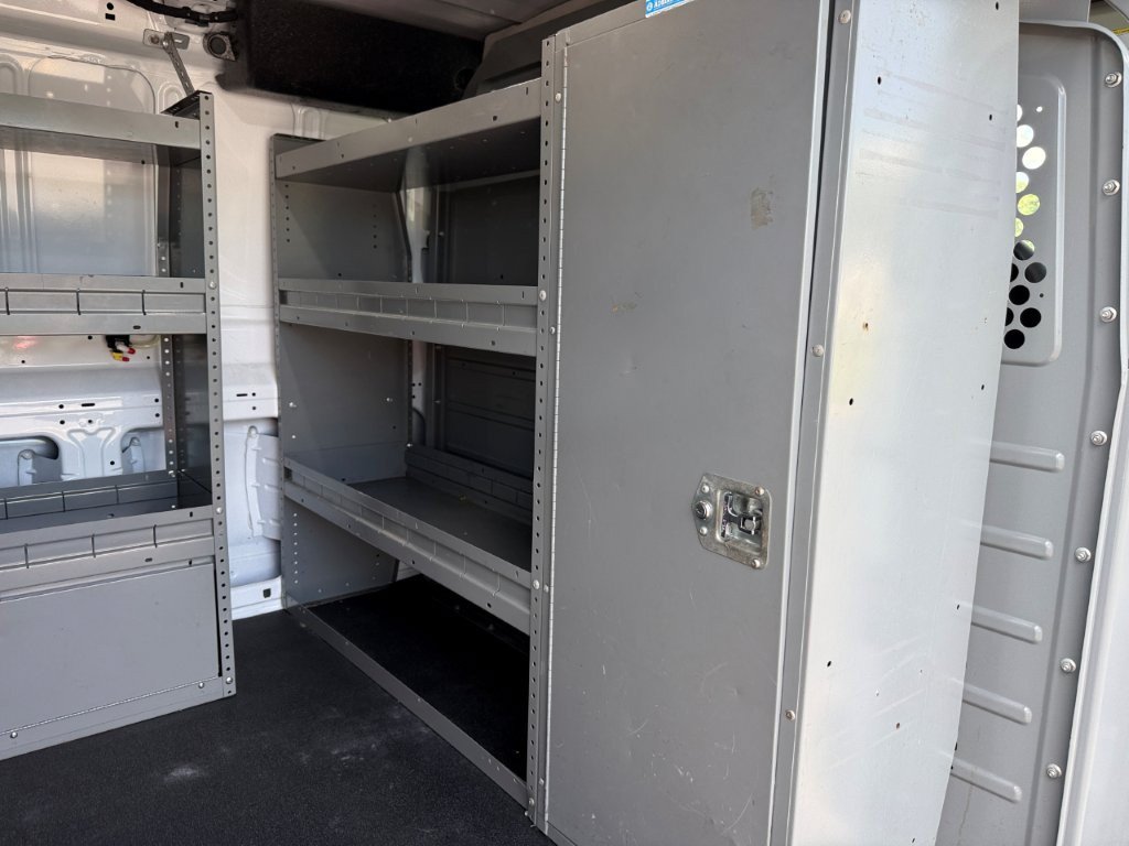Used 2020 Ford Transit 250 Low Roof RWD image 17