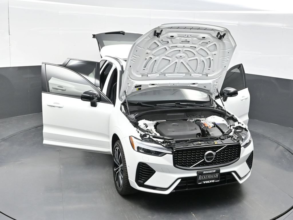 Used 2023 Volvo XC60 T8 Plus AWD/4WD image 38
