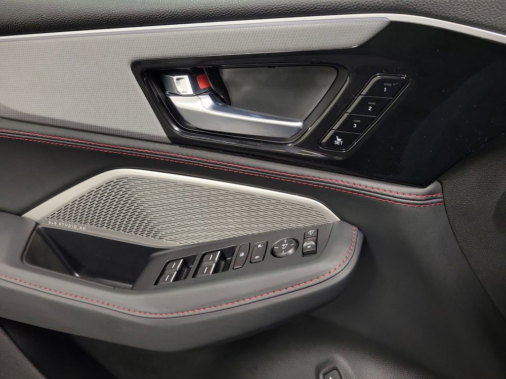 Used 2023 Acura MDX A-Spec image 24