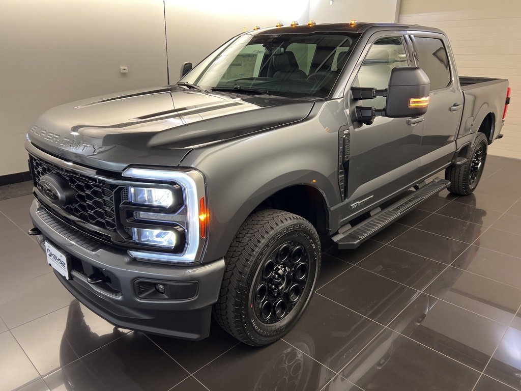 New 2025 Ford F250 XLT w/ Black Appearance Package image 3