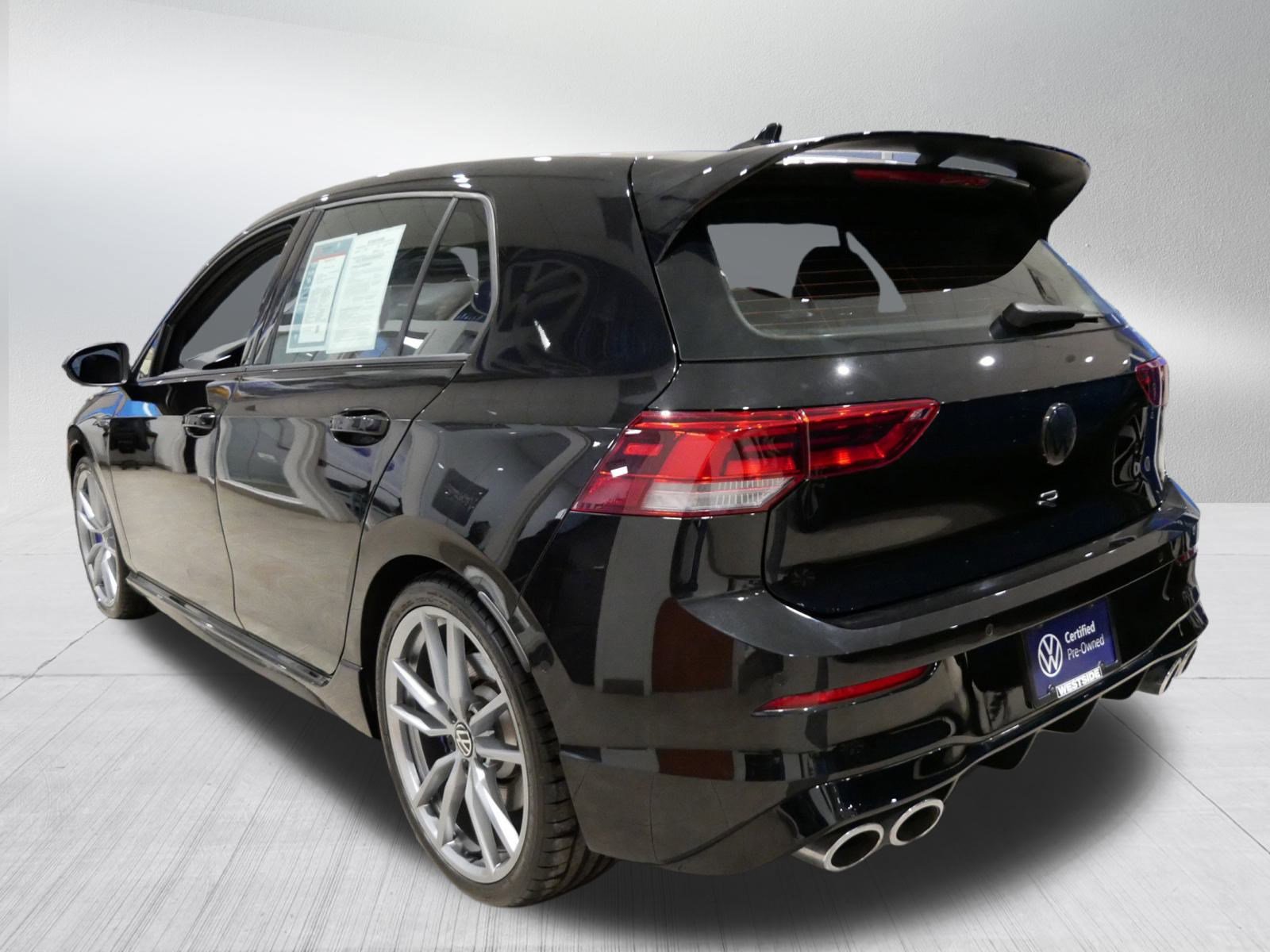 Used 2024 Volkswagen Golf R image 3