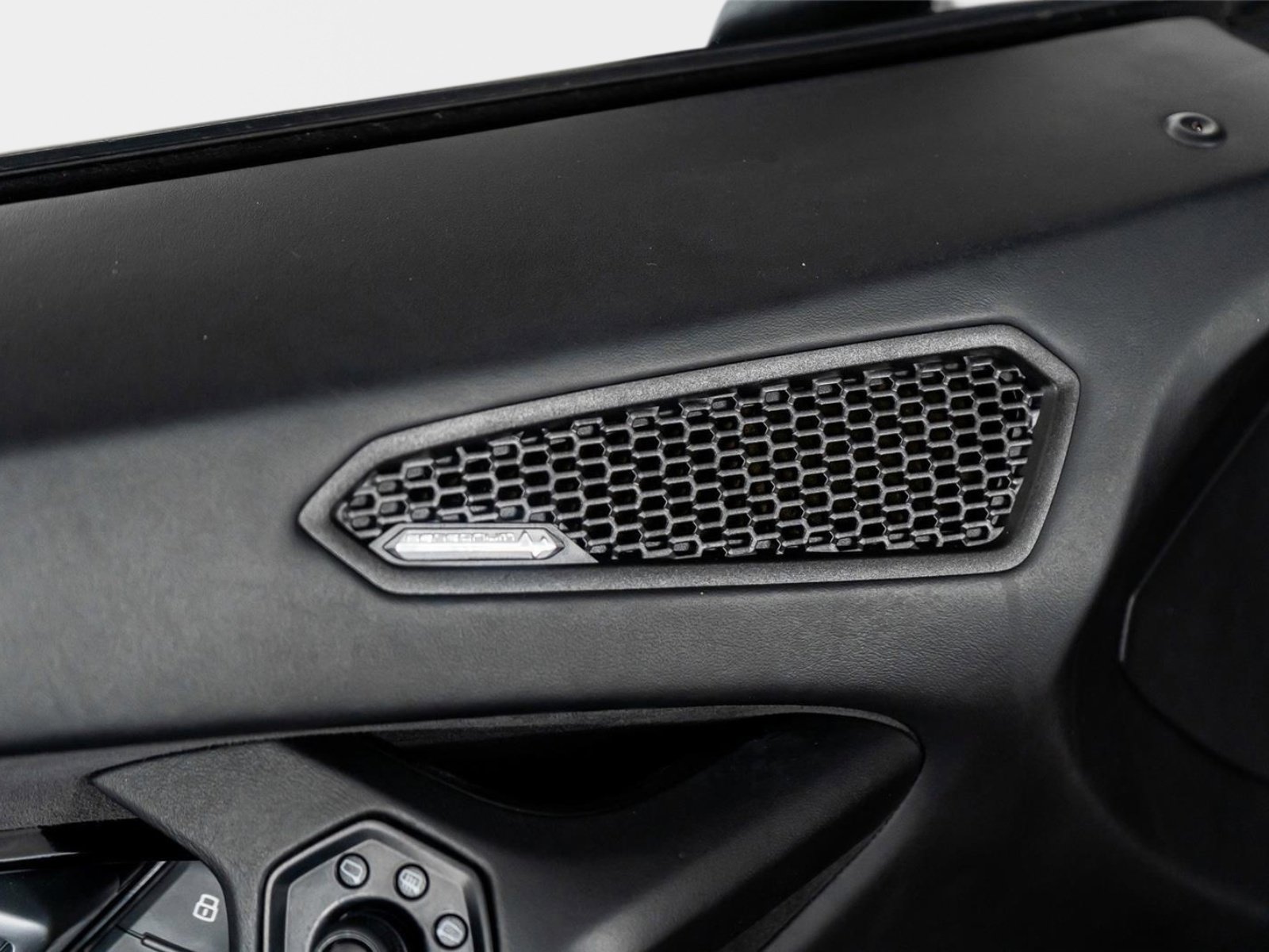 Used 2017 Lamborghini Huracan LP 610-4 image 46