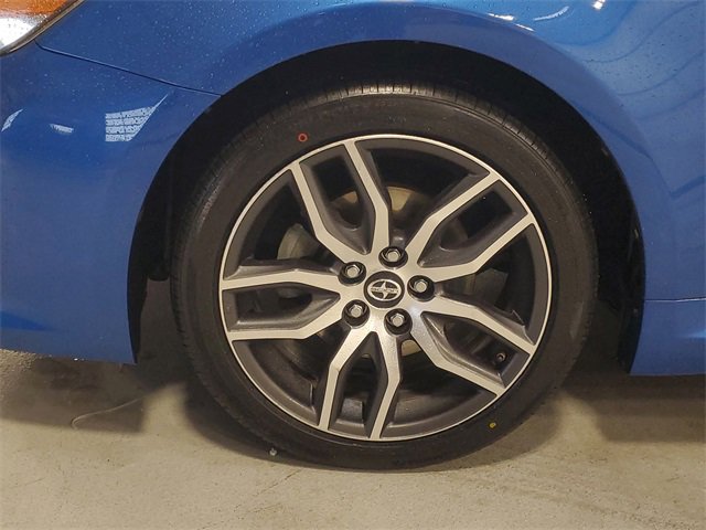 Used 2015 Scion tC image 7