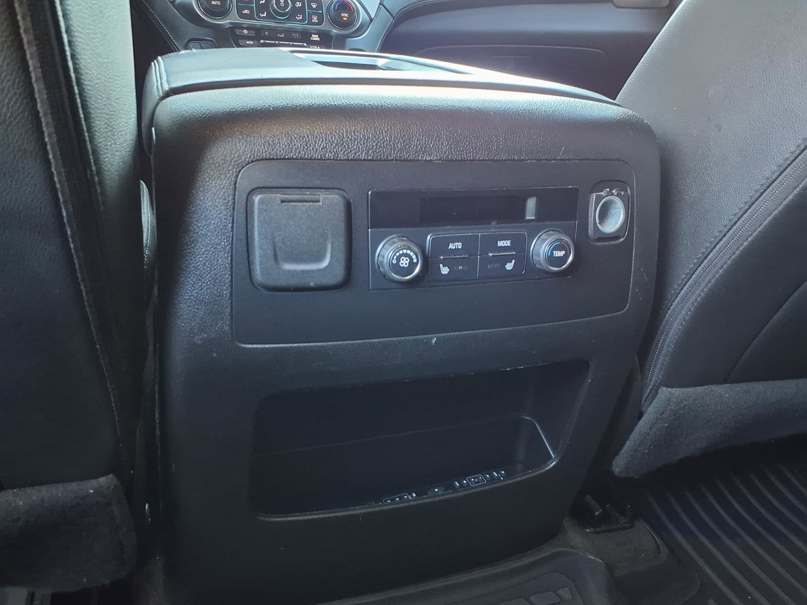 Used 2018 Chevrolet Tahoe Premier image 24