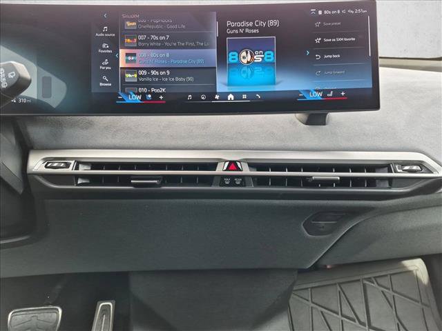 Used 2026 BMW iX xDrive60 w/ M Sport Package AWD/4WD image 15