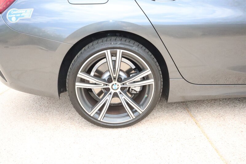 Used 2021 BMW 330e w/ Convenience Package RWD image 20