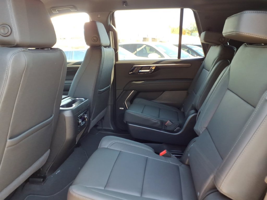 New 2026 Chevrolet Tahoe LT w/ Comfort Package AWD/4WD image 17